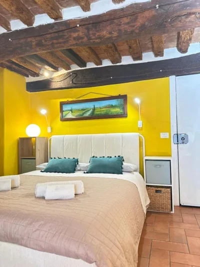 Cozy studio apartment in the center of Lucca – Photos 2