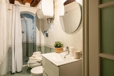 Cozy studio apartment in the center of Lucca – Photos 3
